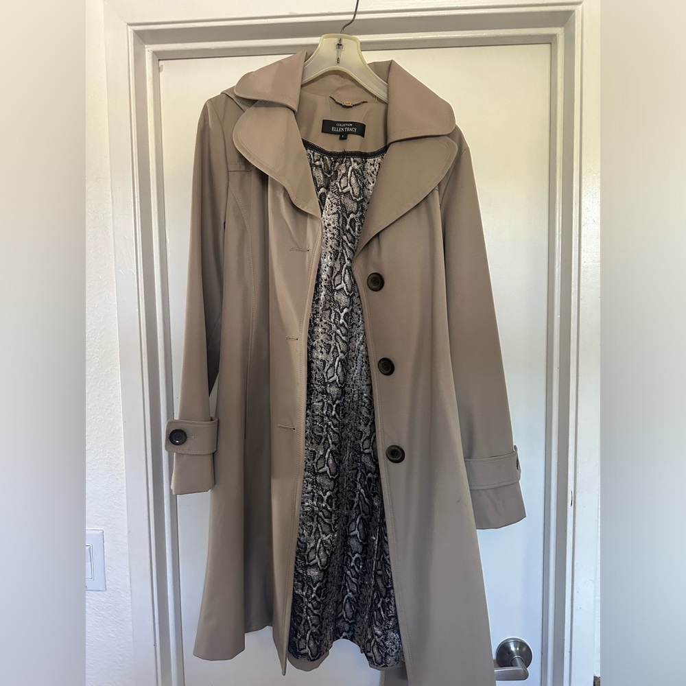 Ellen Tracy raincoat